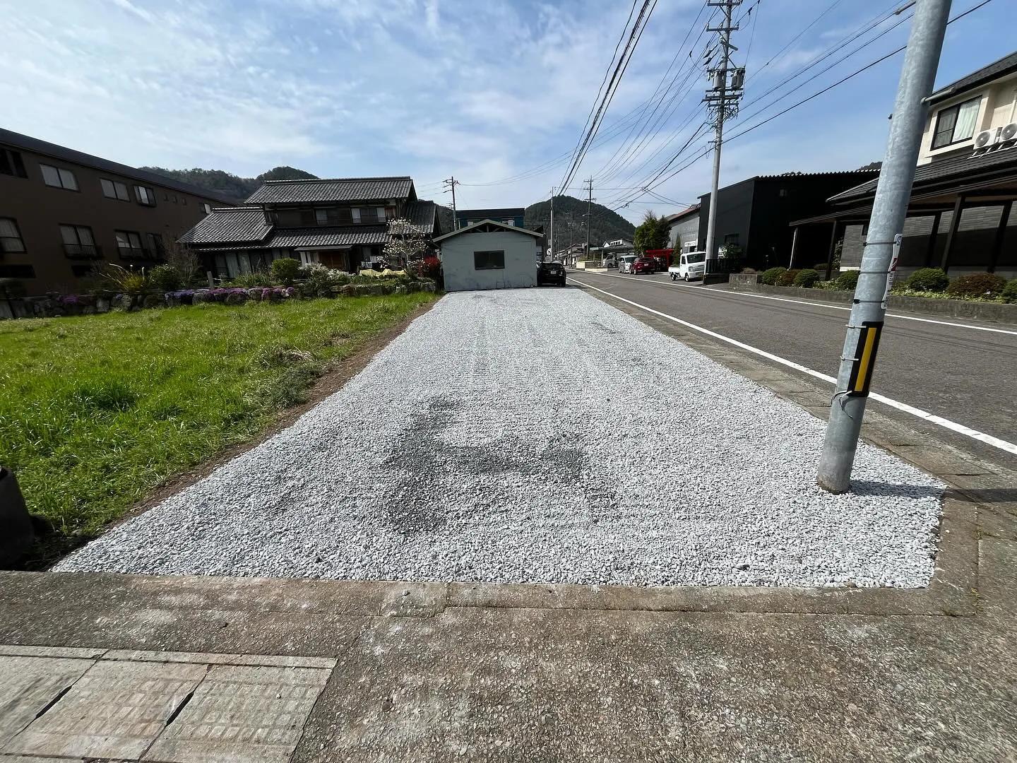 草むら撤去　抜根　ゴミ収集からの整地