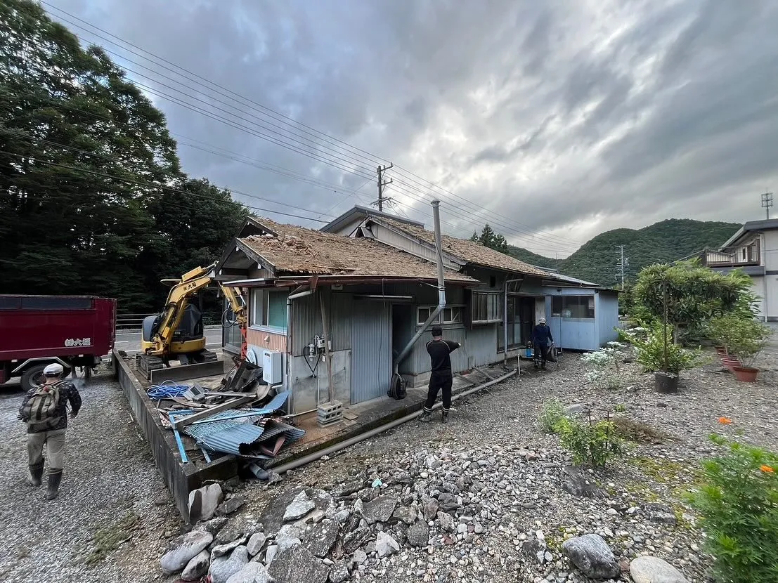 #山県市　空き家解体　