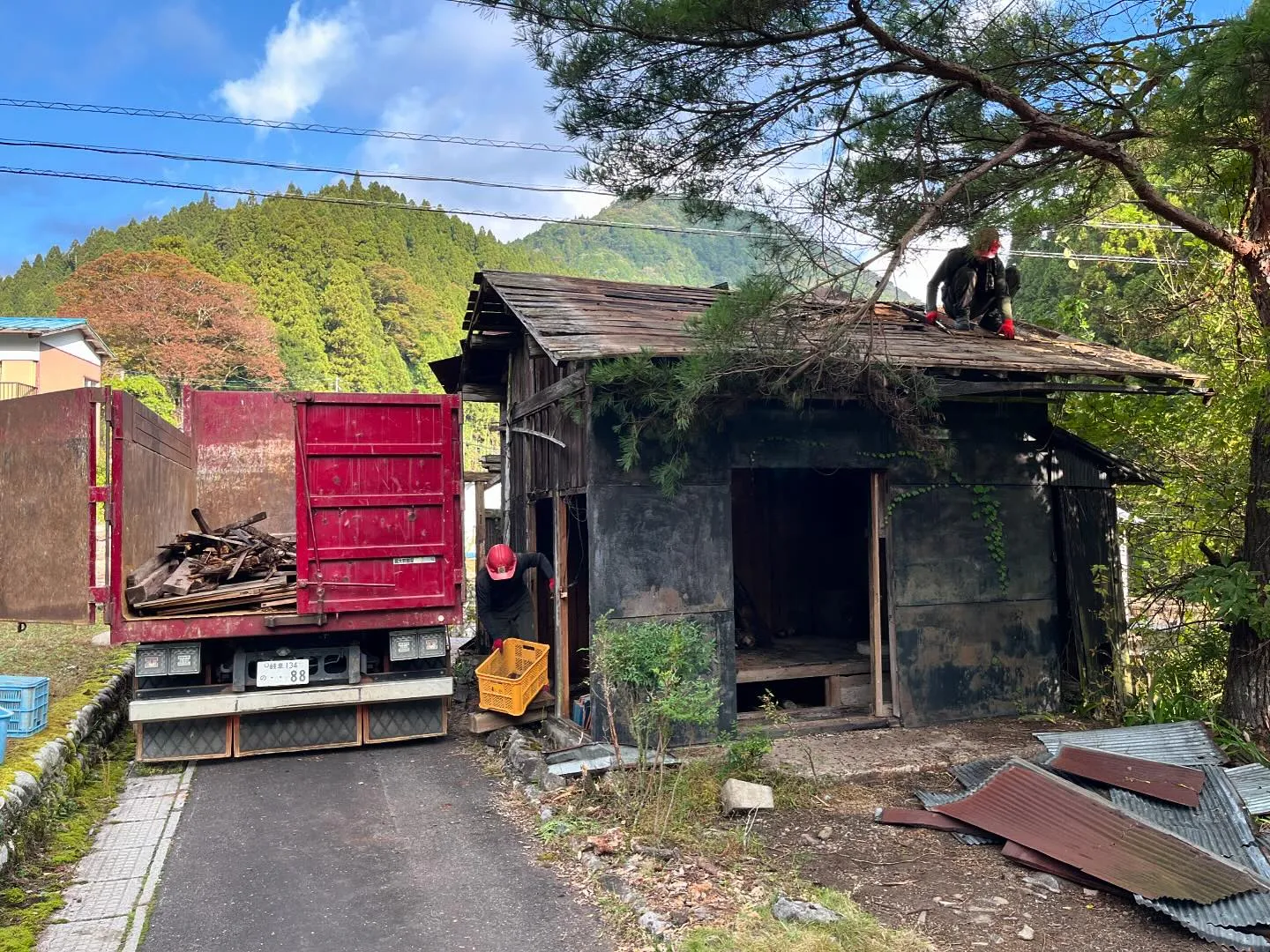 #山県市　解体工事　