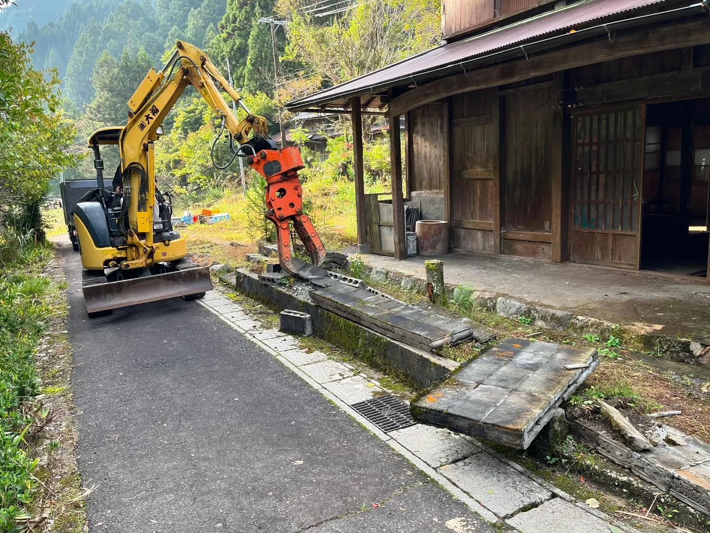 #山県市　解体工事　